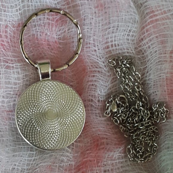 Jack Skellington & Sally Cabochon Key Ring With Necklace Chain Tim Burton - Picture 3 of 8